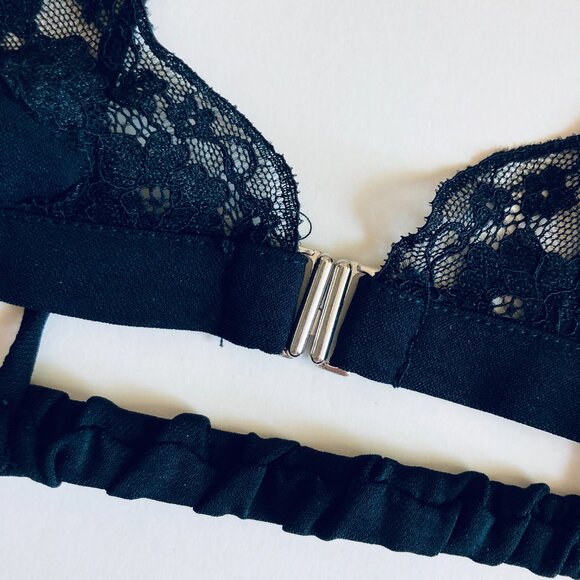 Beautiful Black Lace Bralette Bra - Picture 4 of 6